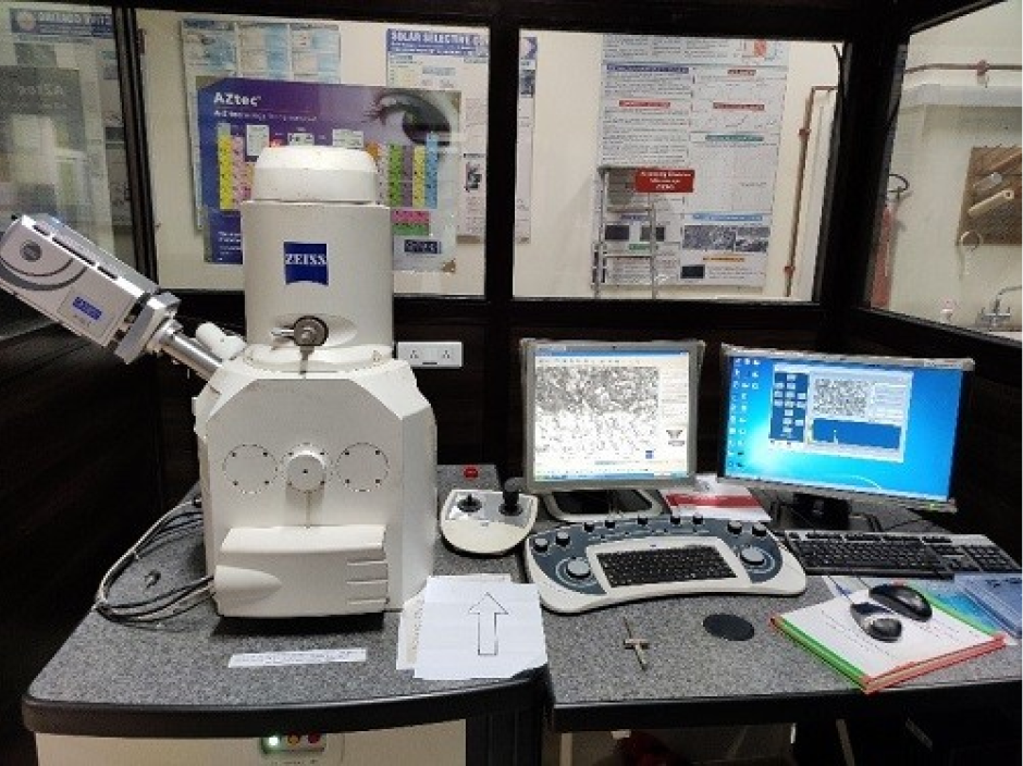 SCANNING ELECTRON MICROSCOPE WITH EDAX